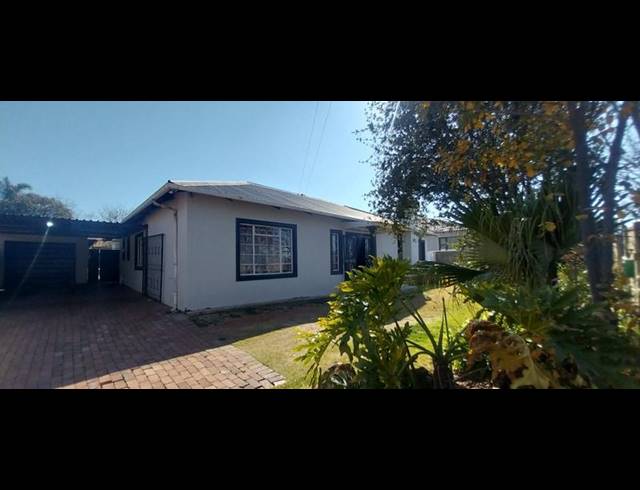 3 BEDROOM HOUSE FOR SALE IN SUNNYRIDGE